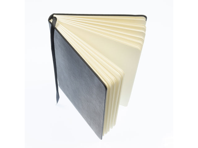 Schetsboek Kangaro A5 schwarz PU HC 80 Blatt 140gr Raumweiß mit Elastik und Flusen