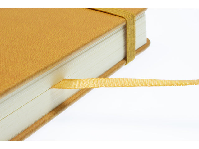 Schetsboek Kangaro A5 liggend okergeel PU HC 80 blad 140gr roomwit met elastiek en lint