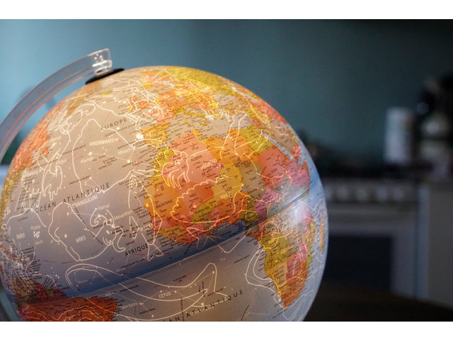 Dag & Nacht geografischer Globus