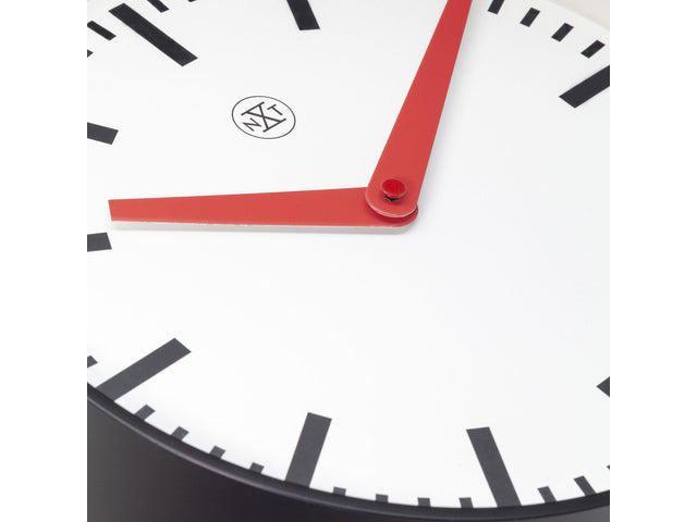 Stationsklok – 25,5 cm – Stille Wandklok – Wit – nXt von NeXtime – „Newcastle“