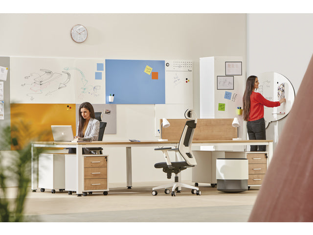 Whiteboard Rocada Skincolour 75x115cm orange gelakt