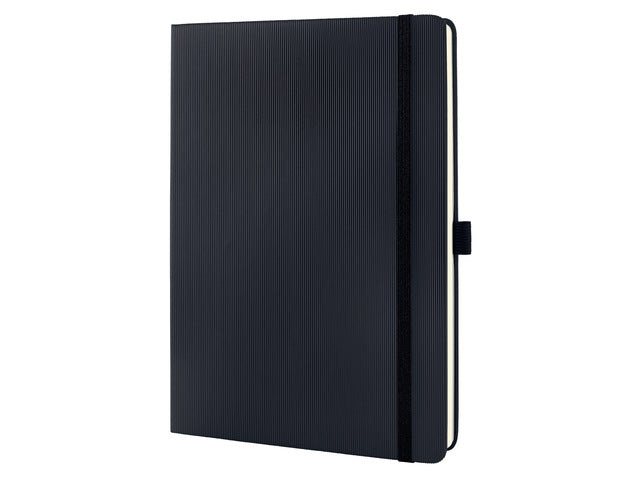 Notitieboek Conceptum Pure tablet maat zwart 5mm ruit hardcover. Nummerde pagina's, inhoudsopgave, sluiting dmv elastiek, lus voor pen, 2 leeslintjes. 194 pagina's 80 grams chamoiskleurig papier. PEFC-gecertificeerd