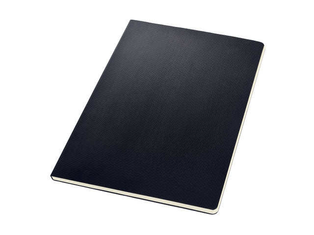 Schreibblock Conceptum A4 schwarz 5 mm schwarz Softcover. 120 Seiten, 80 Gramm chamoiskleriges Papier. Mit Quickpocket. 4-Loch-Perforation, Datumsmarkierung. PEFC-zertifiziert