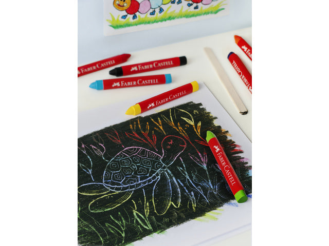 Waskrijt Faber-Castell hat ein Etui mit 12 Stück geliefert.