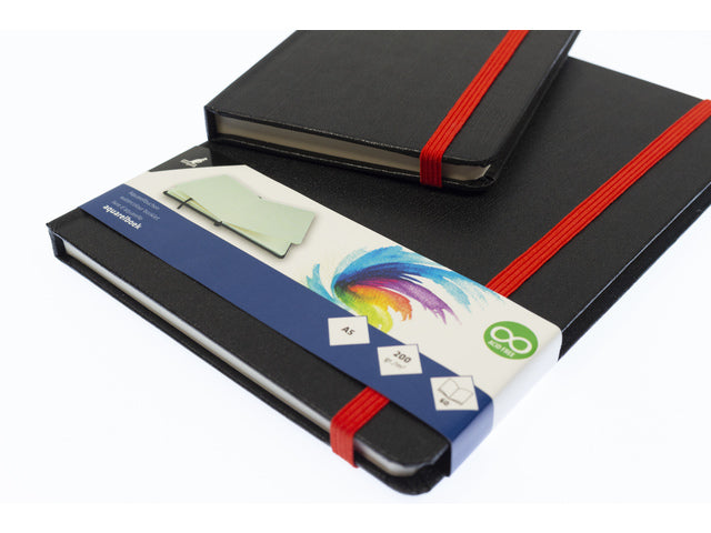 Aquarelboek Kangaro A6 luxe kaft 30 vel 200 grams aquarelpapier. Leeslint en elastiek.