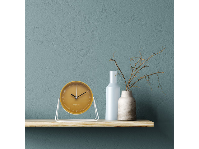 Wekker Nextime Berlin Table 14x13 cm geel metaal