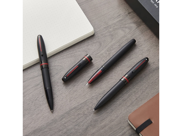 Rollerball SHEAFFER Icon E9108 Mattschwarzer Lack mit roten PVD-Besatz