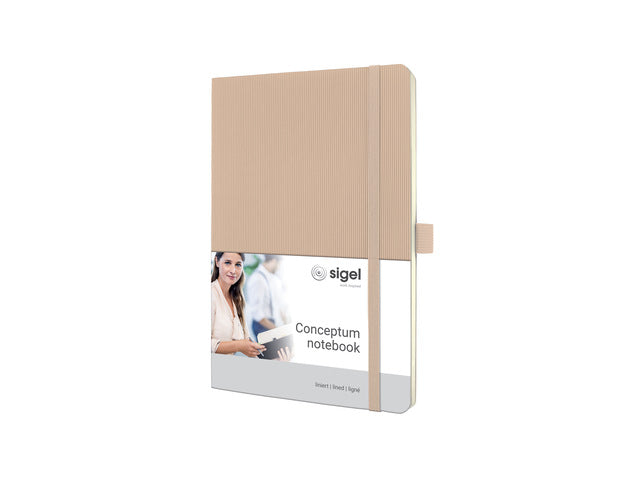 Notitieboek Conceptum A5 Beige gelinieerd softcover. Nummerde pagina's, inhoudsopgave, sluiting dmv elastiek, lus voor pen, 2 leeslintjes. 194 pagina's 80 grams chamoiskleurig papier. PEFC-gecertificeerd.135x210x14mm,